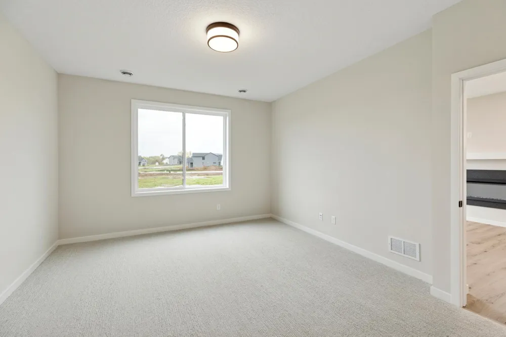 10933 37th Street Lake Elmo, MN 55042