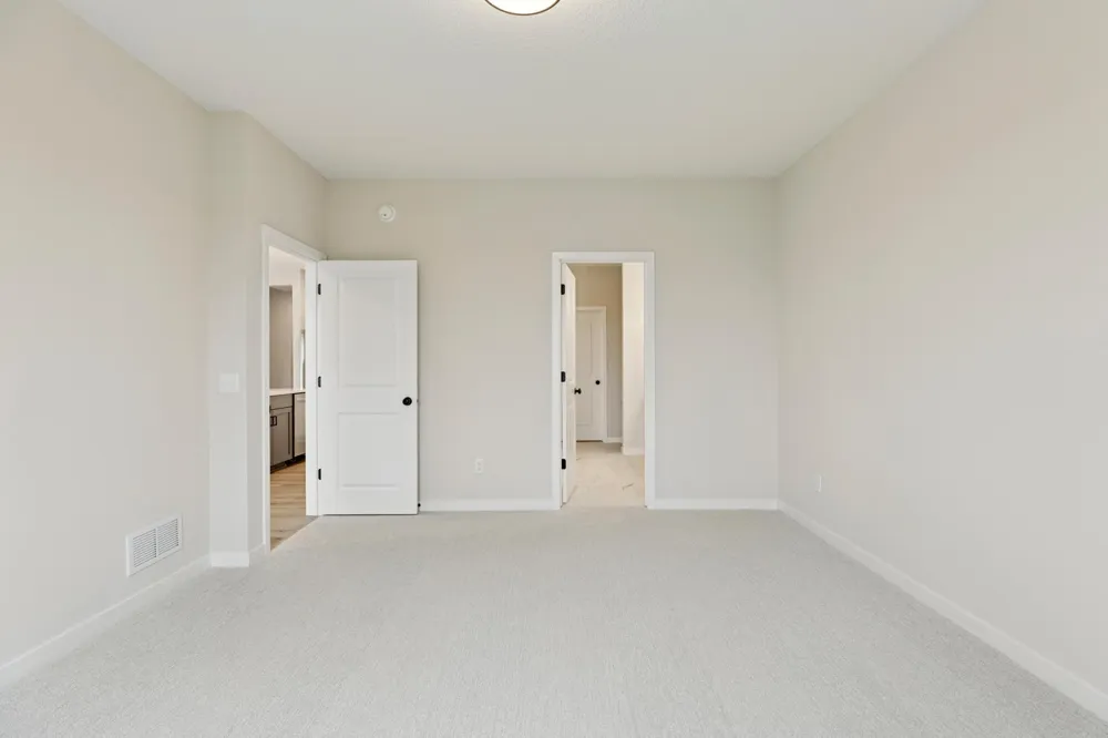 10933 37th Street Lake Elmo, MN 55042
