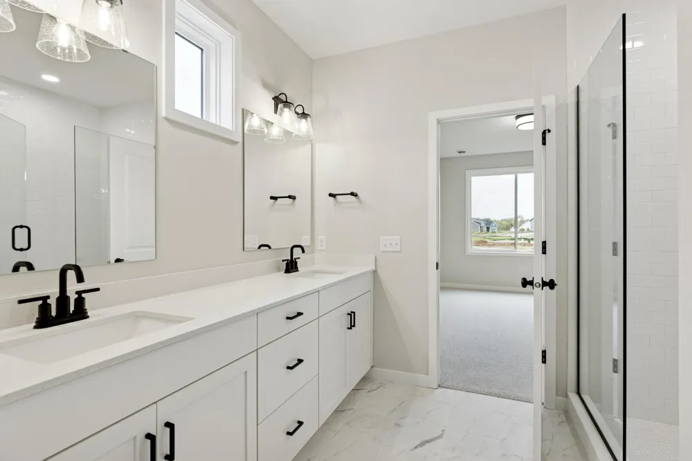 10933 37th Street Lake Elmo, MN 55042