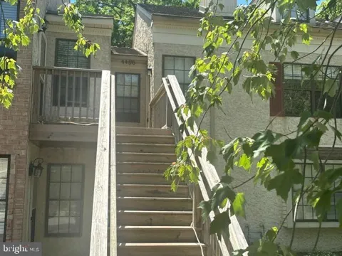 4406 YORKTOWN PLACE