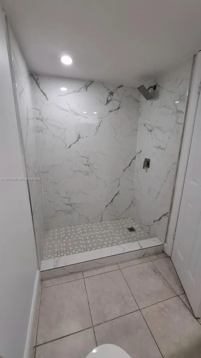 16220 NW 2nd Ave #410 Miami, FL 33169