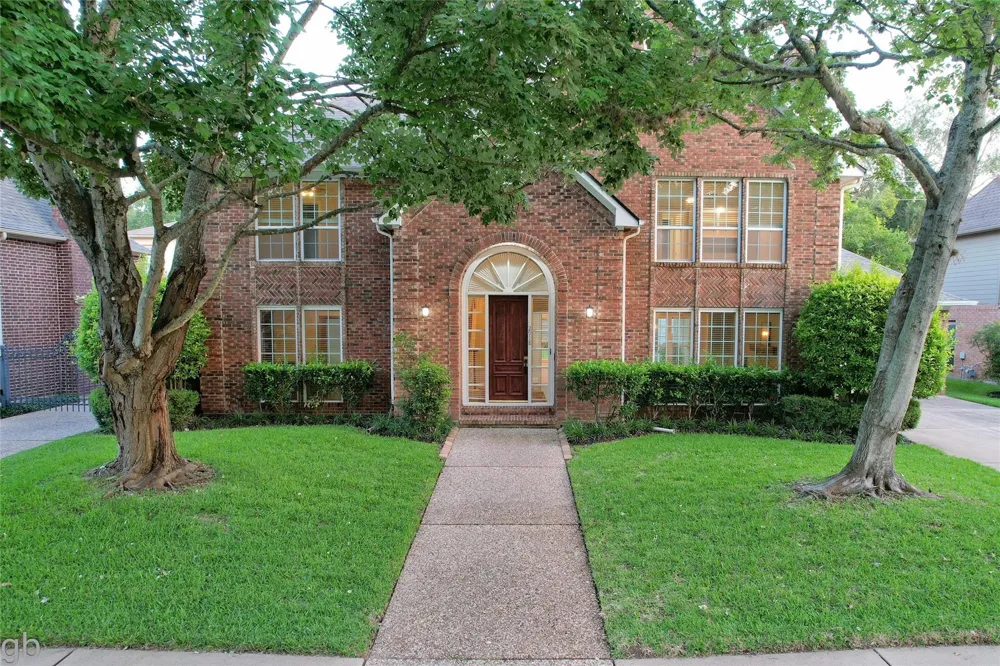 2918 Deer Creek Drive Sugar Land, TX 77478
