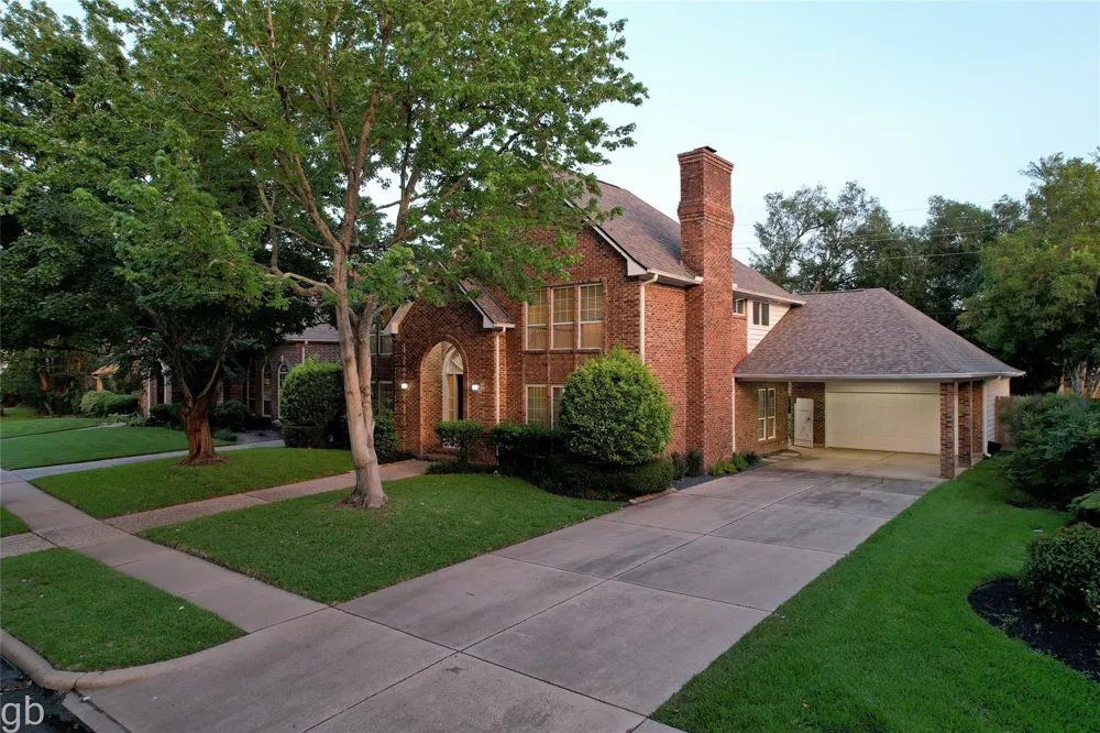 2918 Deer Creek Drive Sugar Land, TX 77478