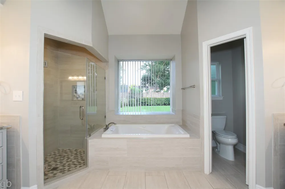 2918 Deer Creek Drive Sugar Land, TX 77478
