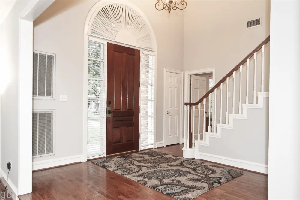 2918 Deer Creek Drive Sugar Land, TX 77478