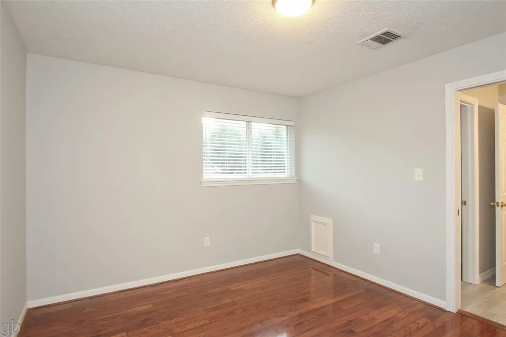 2918 Deer Creek Drive Sugar Land, TX 77478