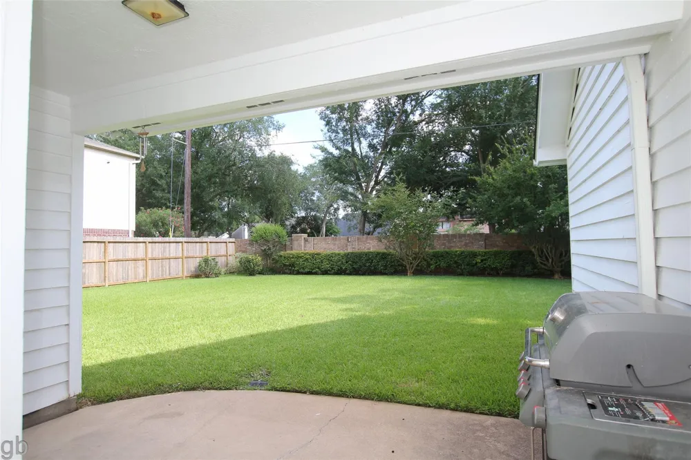2918 Deer Creek Drive Sugar Land, TX 77478