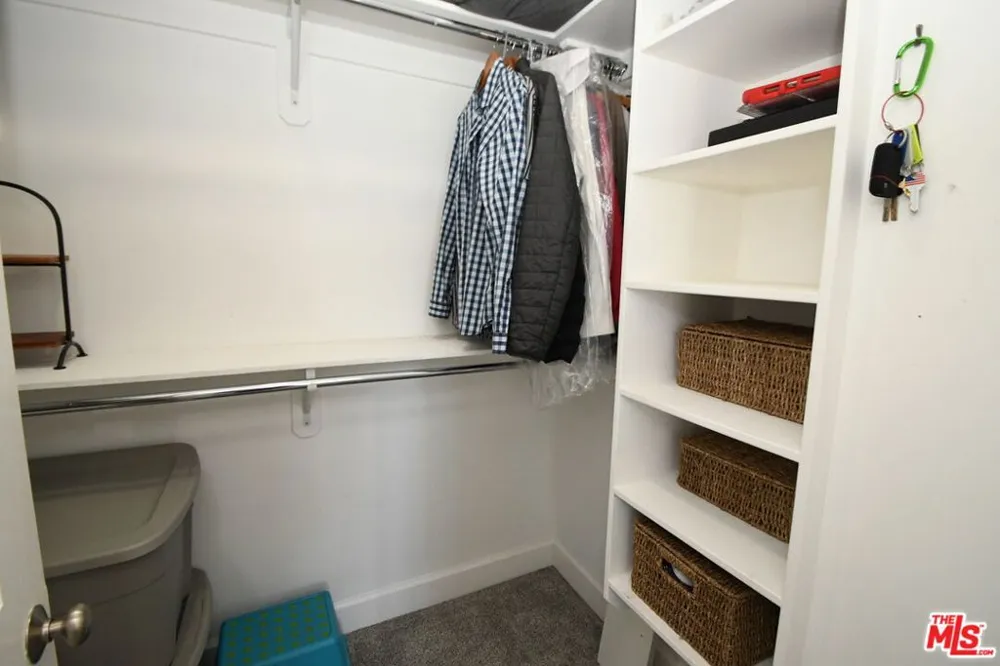 2516 Gates Avenue #B Redondo Beach, CA 90278