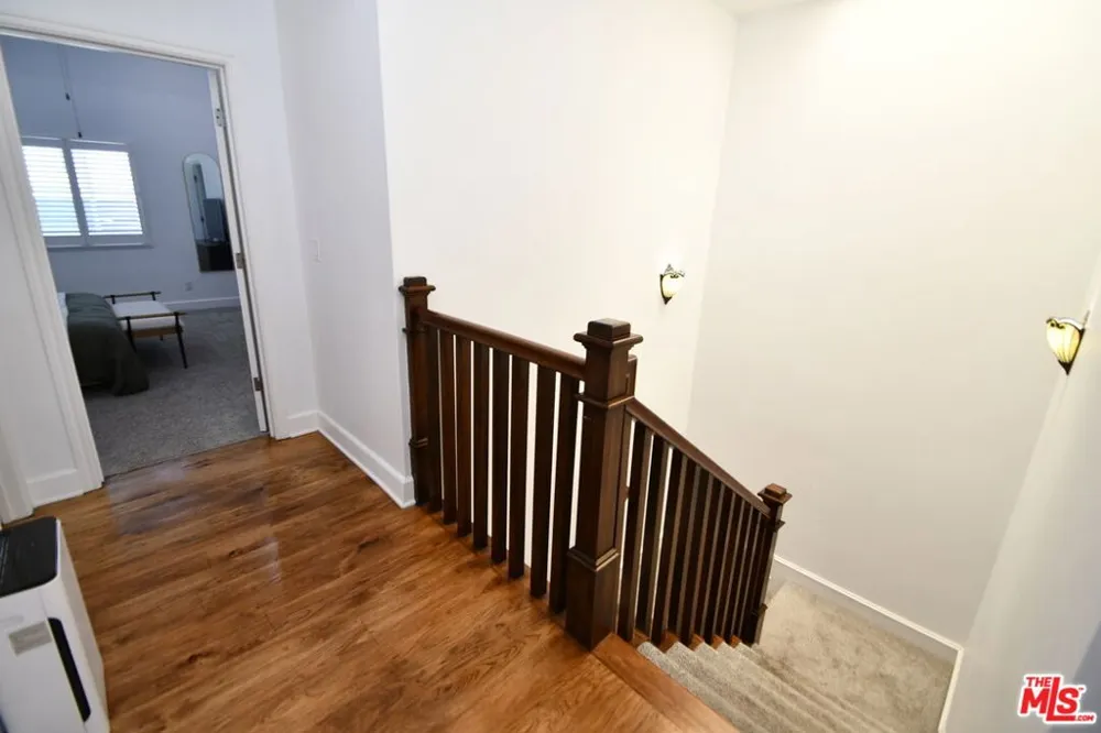 2516 Gates Avenue #B Redondo Beach, CA 90278