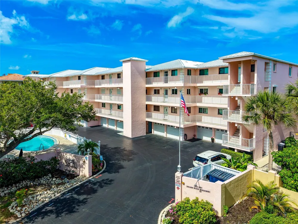 910 GOLDEN BEACH BOULEVARD #202 Venice, FL 34285