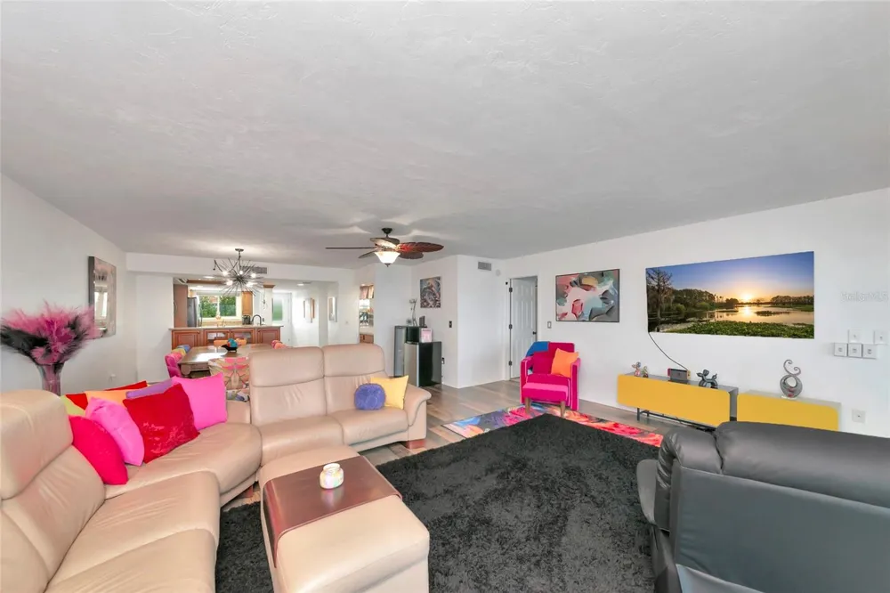 910 GOLDEN BEACH BOULEVARD #202 Venice, FL 34285