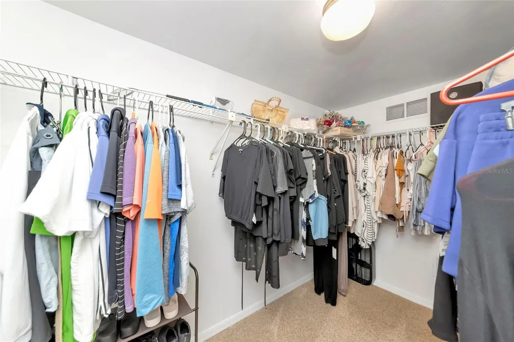 910 GOLDEN BEACH BOULEVARD #202 Venice, FL 34285