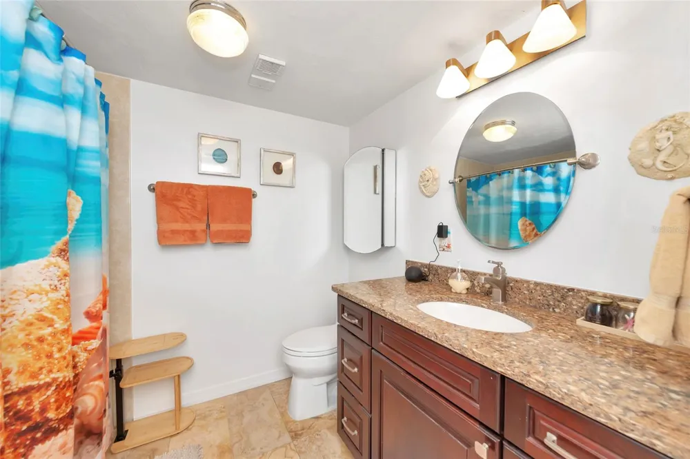 910 GOLDEN BEACH BOULEVARD #202 Venice, FL 34285