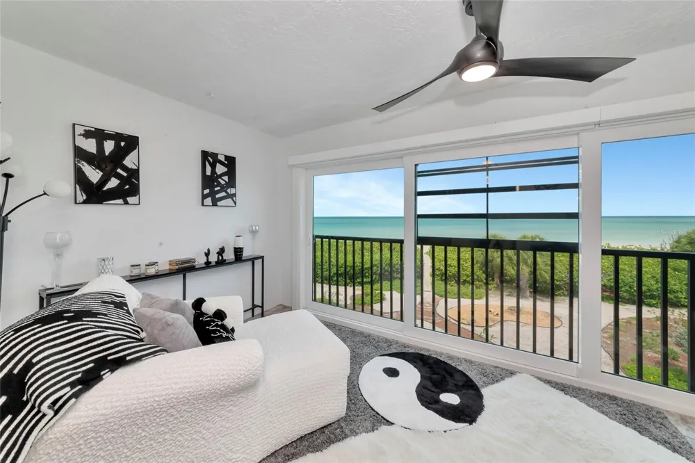 910 GOLDEN BEACH BOULEVARD #202 Venice, FL 34285