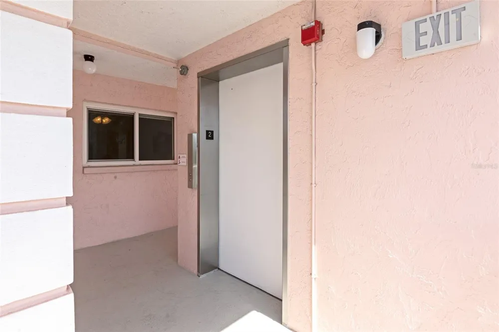 910 GOLDEN BEACH BOULEVARD #202 Venice, FL 34285