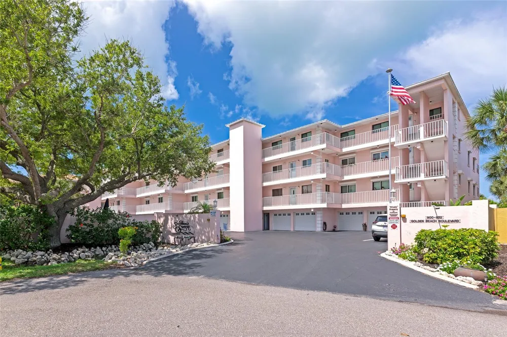 910 GOLDEN BEACH BOULEVARD #202 Venice, FL 34285