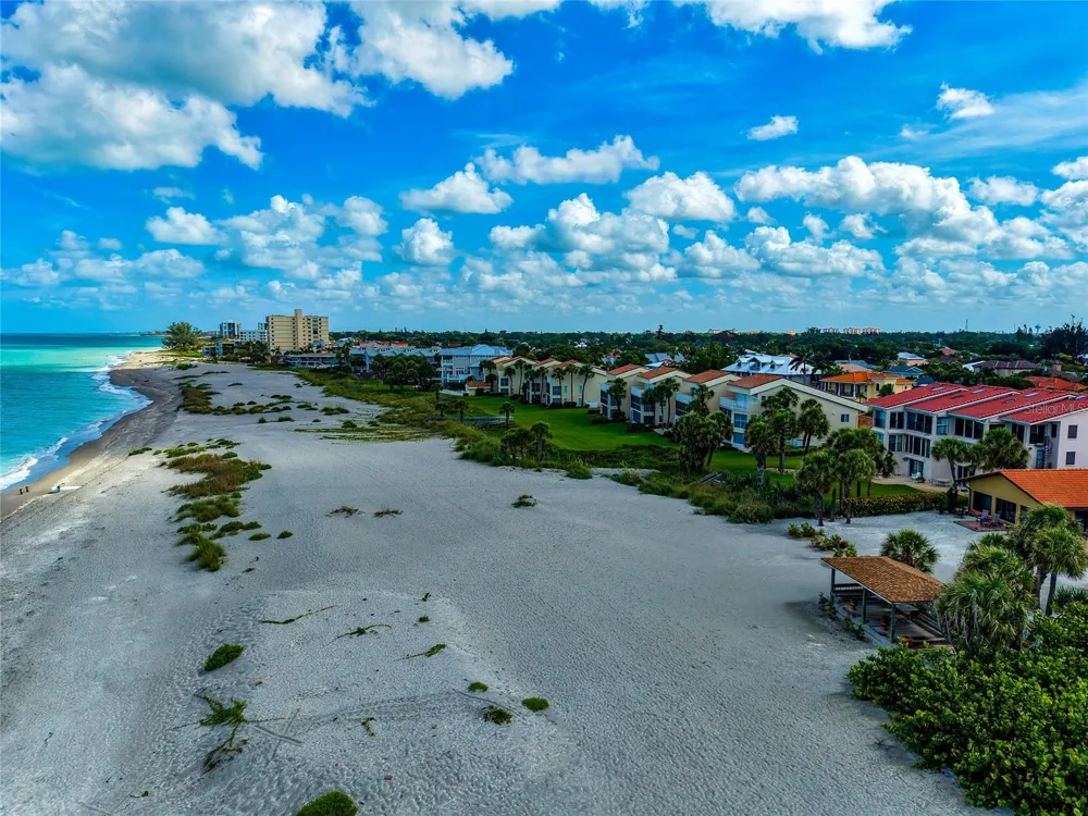 910 GOLDEN BEACH BOULEVARD #202 Venice, FL 34285