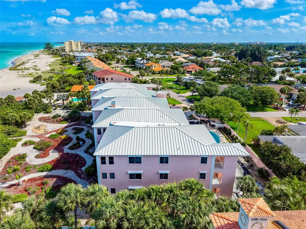 910 GOLDEN BEACH BOULEVARD #202 Venice, FL 34285
