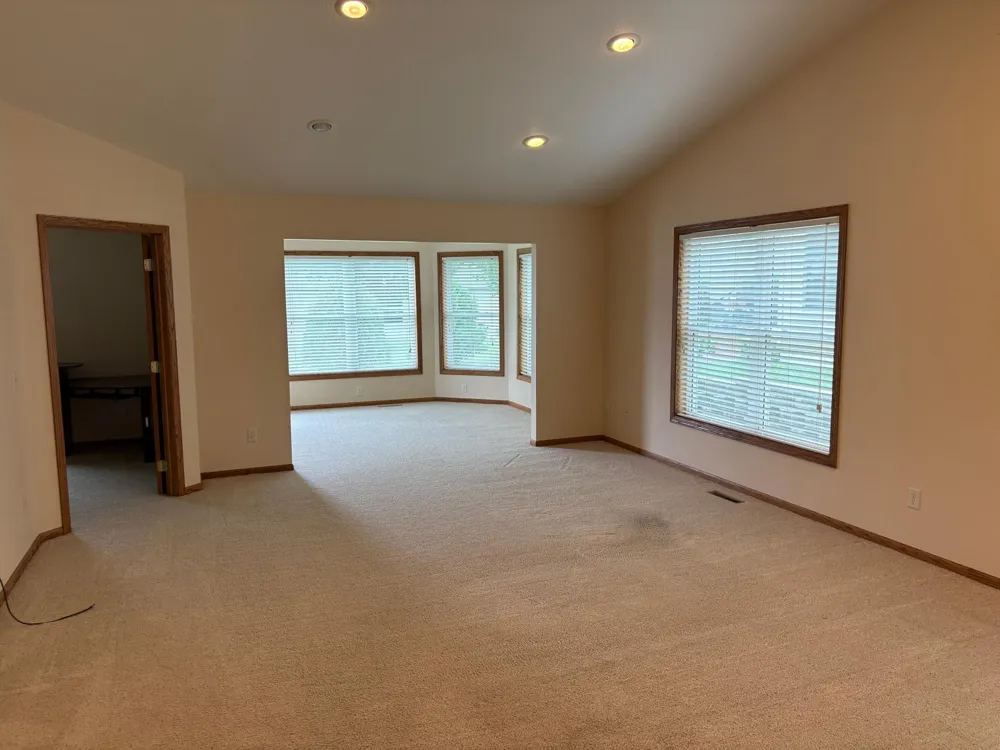 307 Aspenwood Drive Redwood Falls, MN 56283