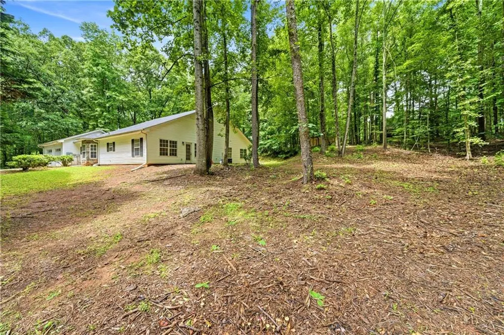 359 Cannongate Road Sharpsburg, GA 30277