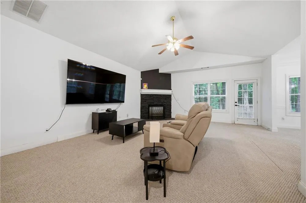 359 Cannongate Road Sharpsburg, GA 30277