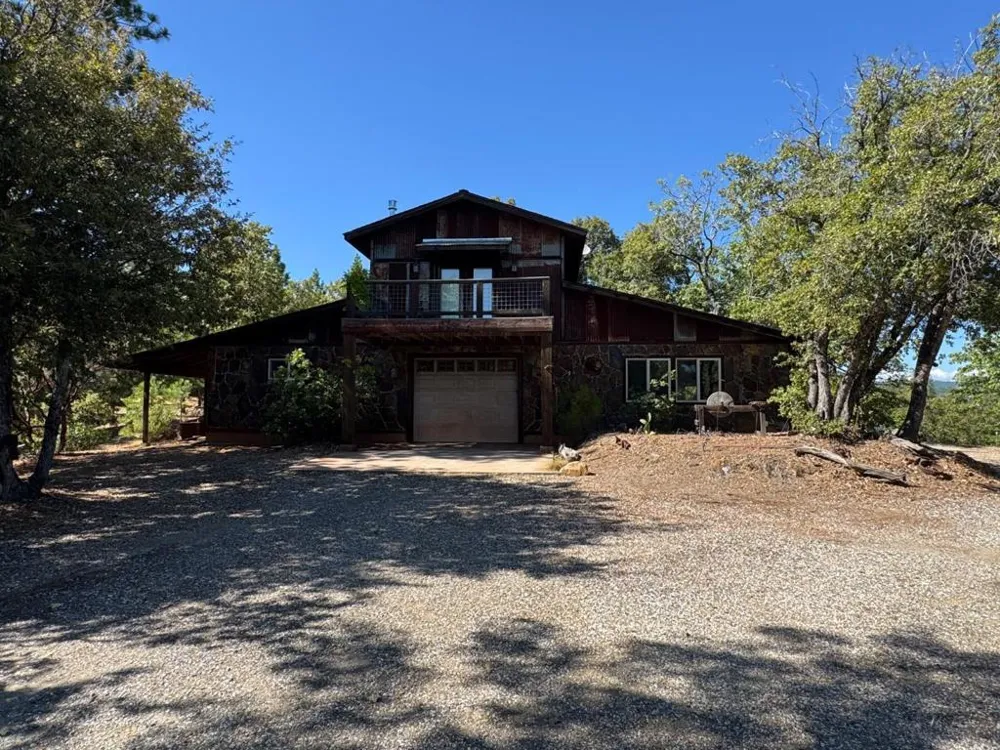 2251 Folendorf Road Murphys, CA 95247