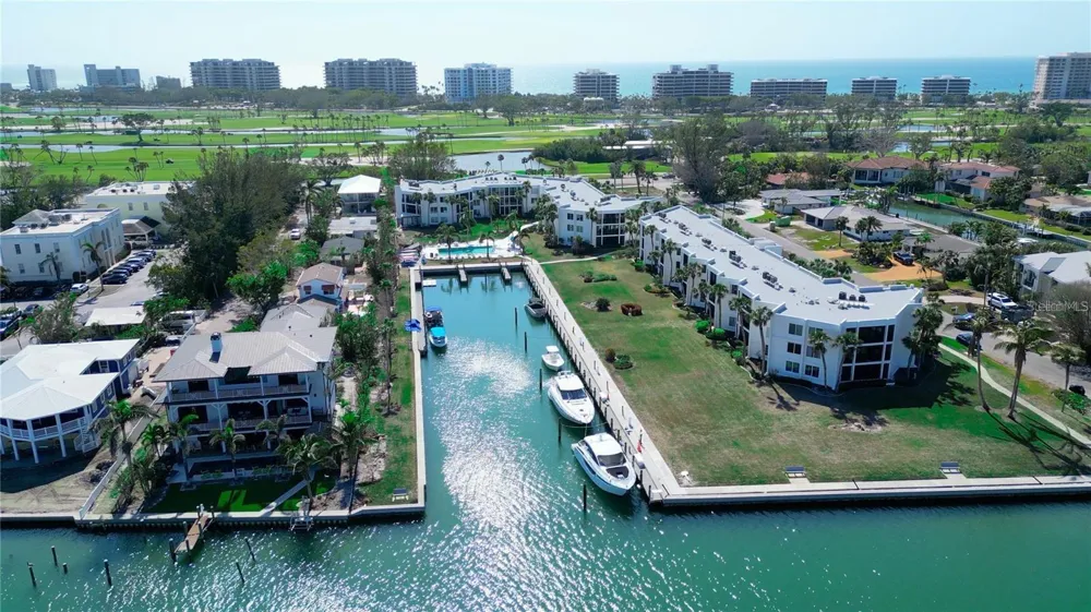450 GULF OF MEXICO DRIVE #303 Longboat Key, FL 34228