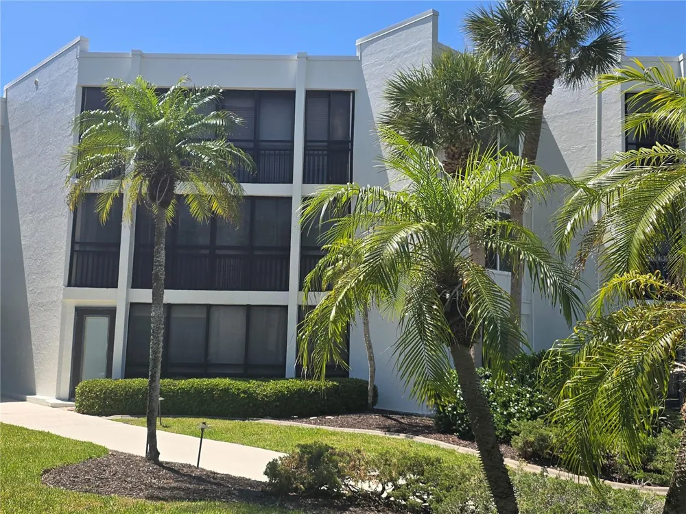450 GULF OF MEXICO DRIVE #303 Longboat Key, FL 34228