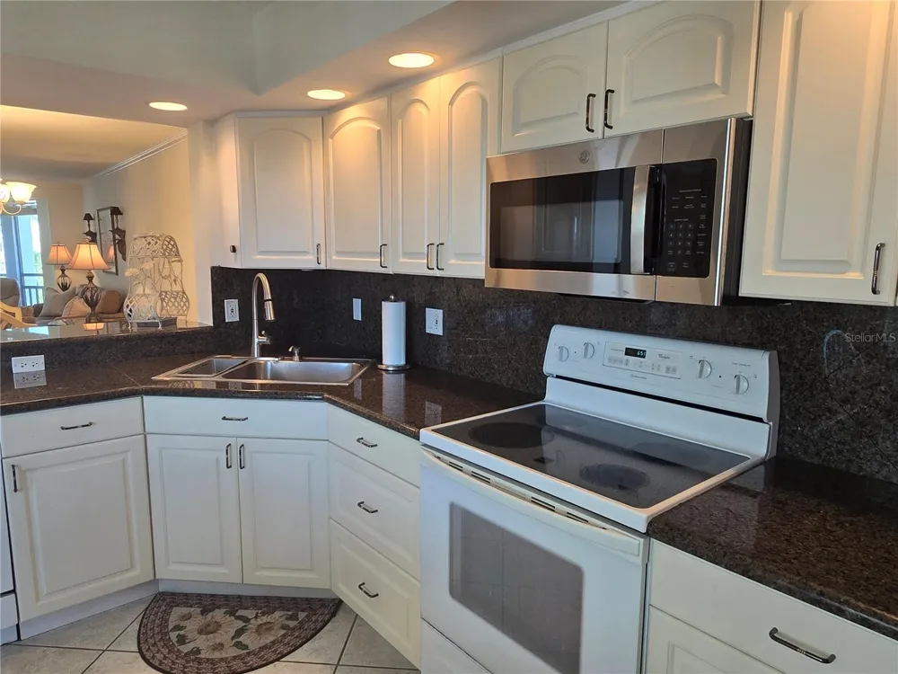 450 GULF OF MEXICO DRIVE #303 Longboat Key, FL 34228