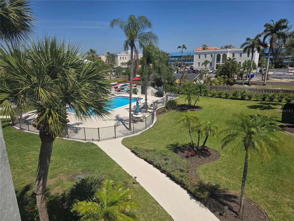 450 GULF OF MEXICO DRIVE #303 Longboat Key, FL 34228