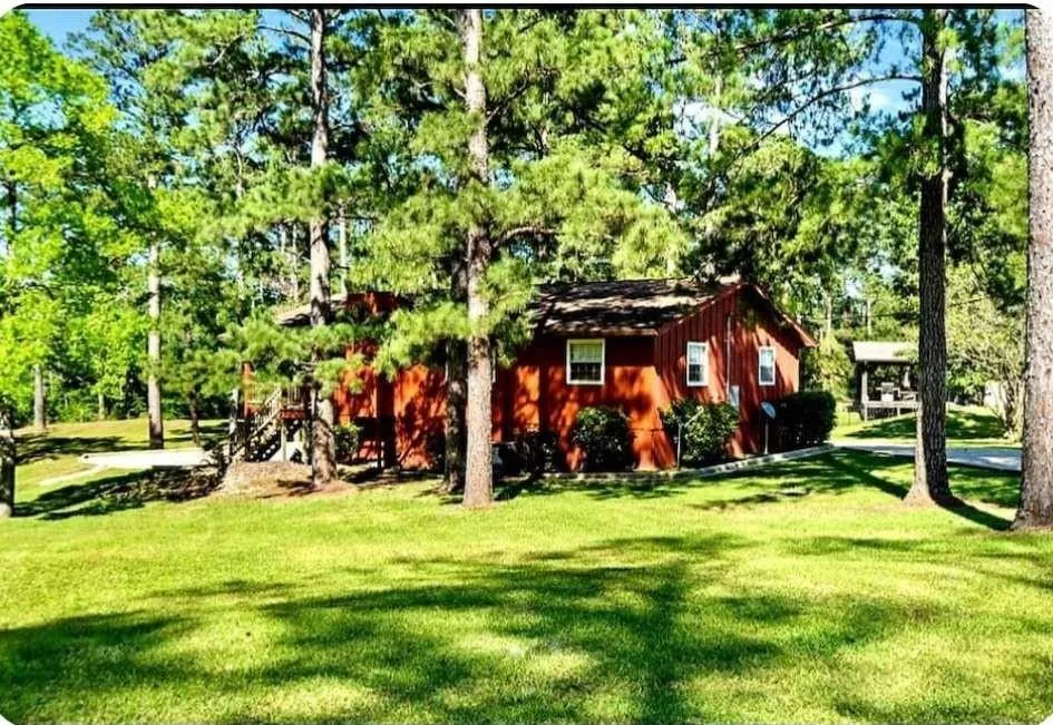 156 Cove Lane Brookeland, TX 75931