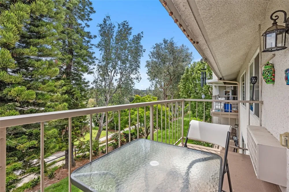 3365 Punta Alta #3F Laguna Woods, CA 92637