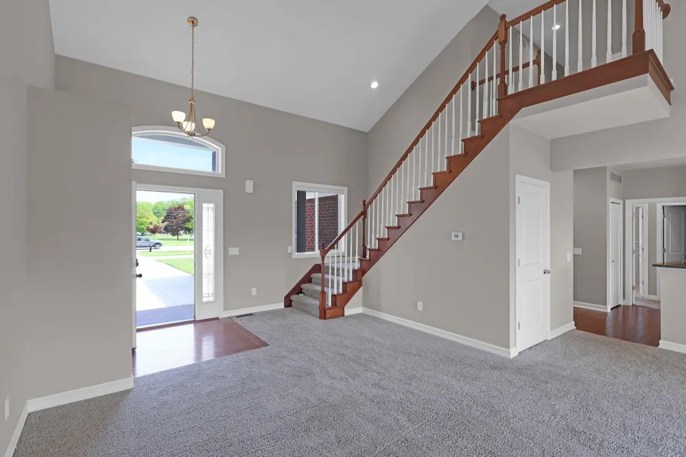 48484 Jefferson Avenue Chesterfield Township, MI 48047