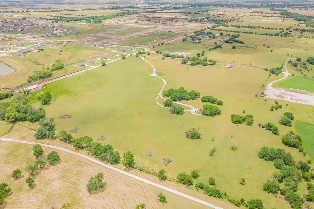 1174 Pioneer Road New Fairview, TX 76078