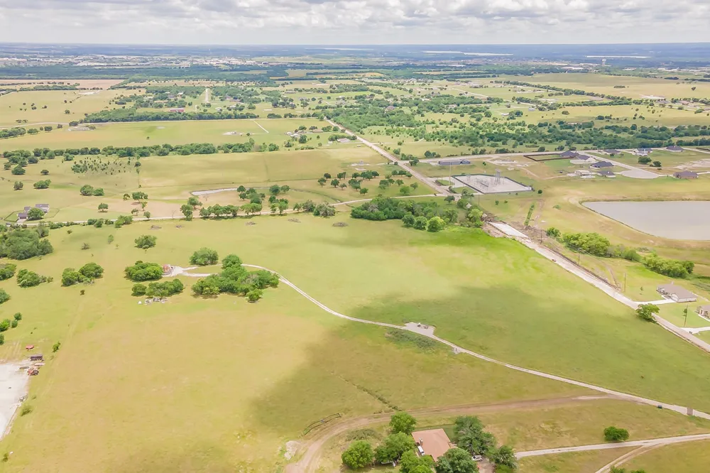 1174 Pioneer Road New Fairview, TX 76078