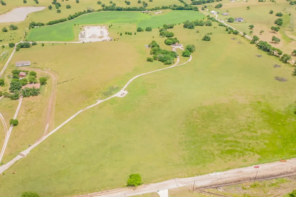 1174 Pioneer Road New Fairview, TX 76078