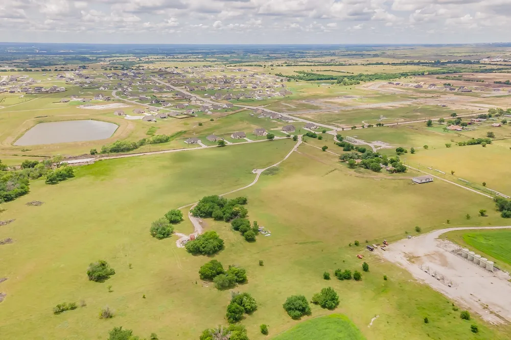 1174 Pioneer Road New Fairview, TX 76078