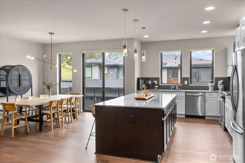 12873 SE 75th Road Newcastle, WA 98056