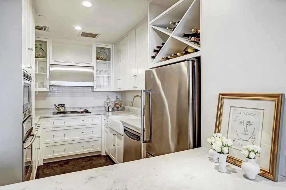 5110 San Felipe Street #31W Houston, TX 77056