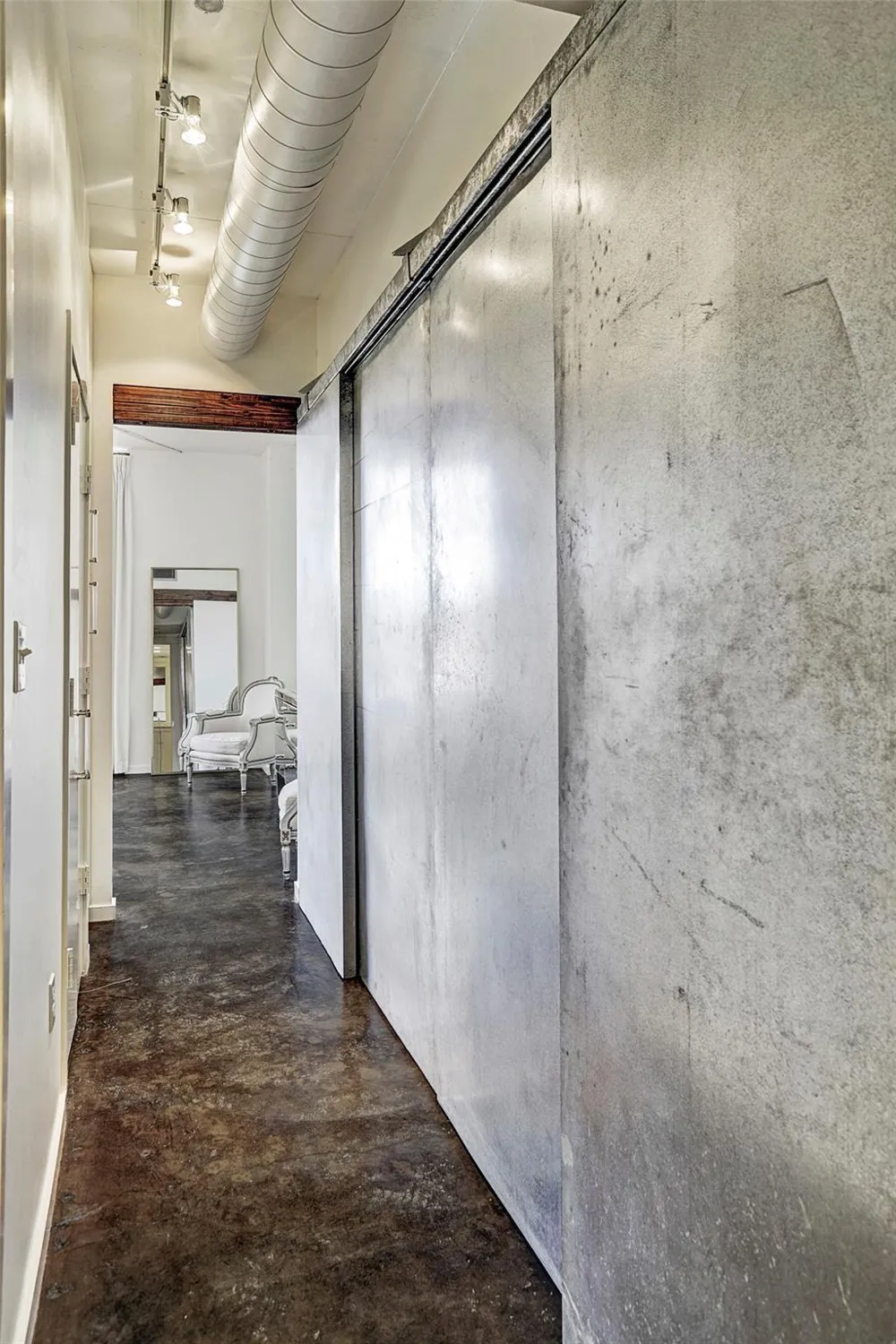5110 San Felipe Street #31W Houston, TX 77056