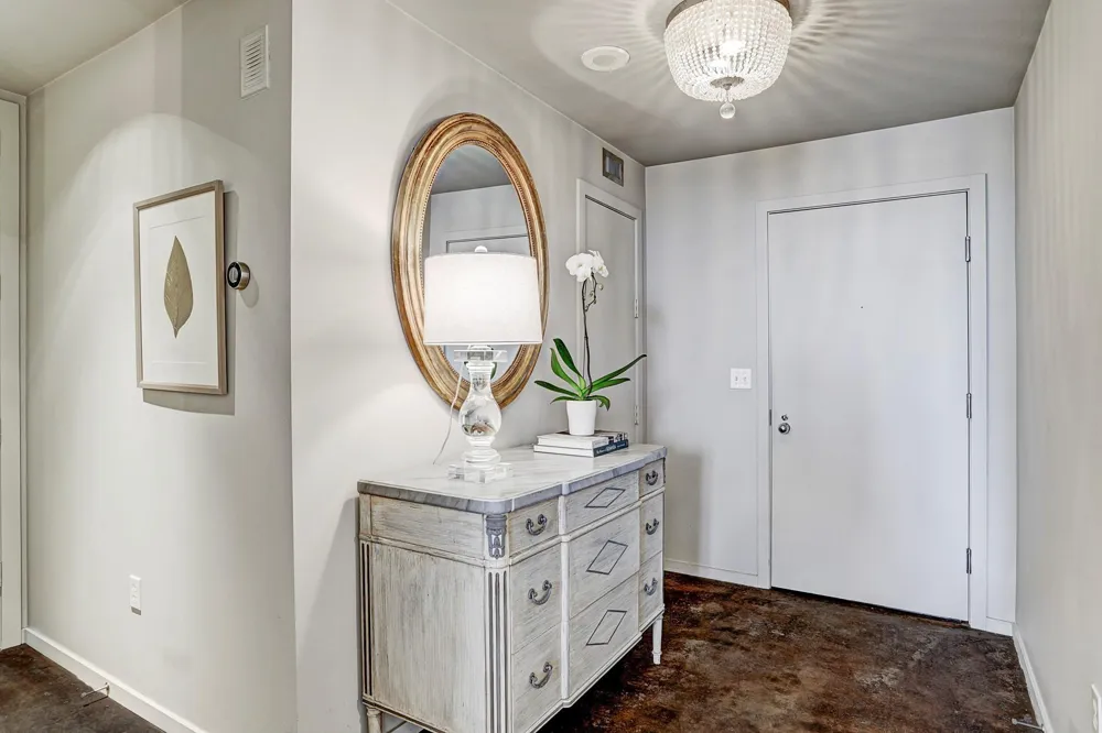 5110 San Felipe Street #31W Houston, TX 77056
