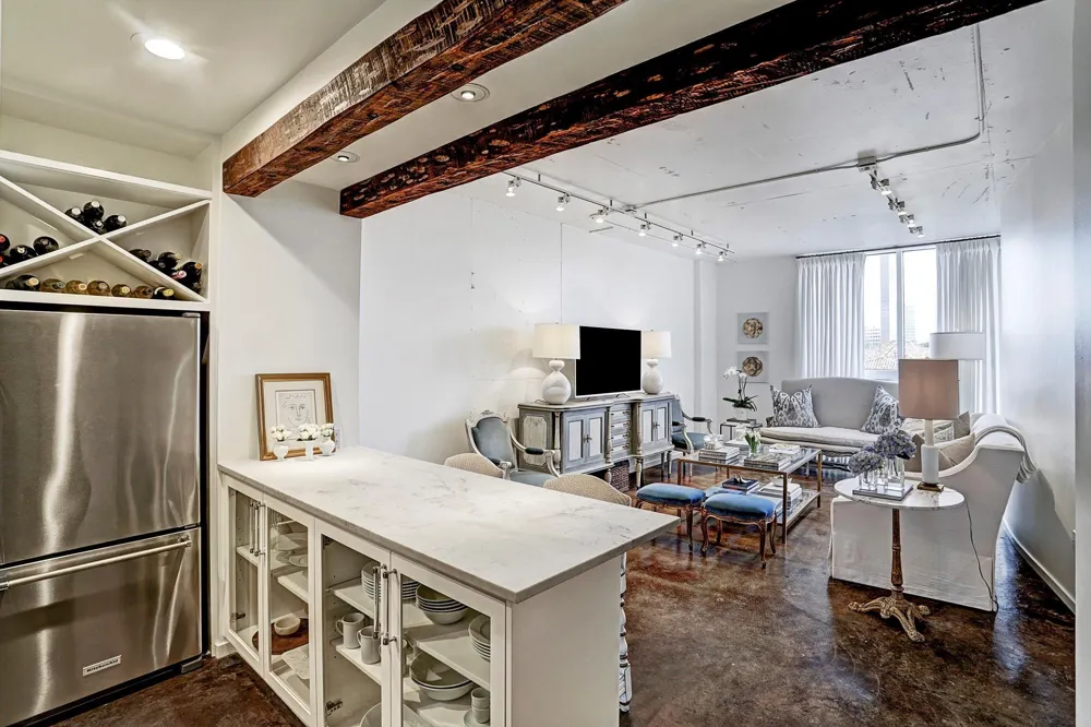 5110 San Felipe Street #31W Houston, TX 77056