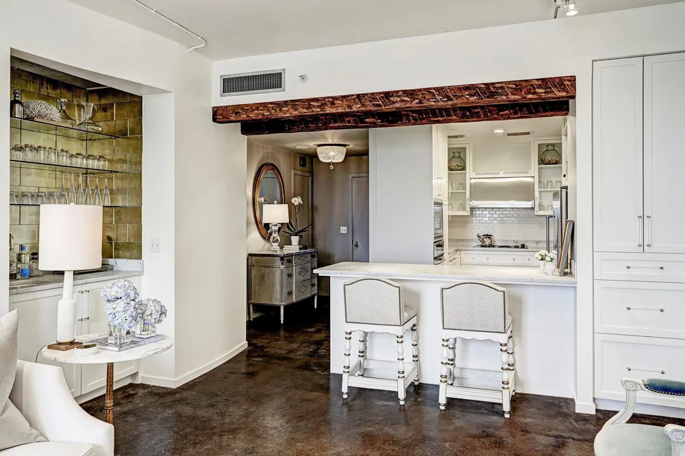5110 San Felipe Street #31W Houston, TX 77056