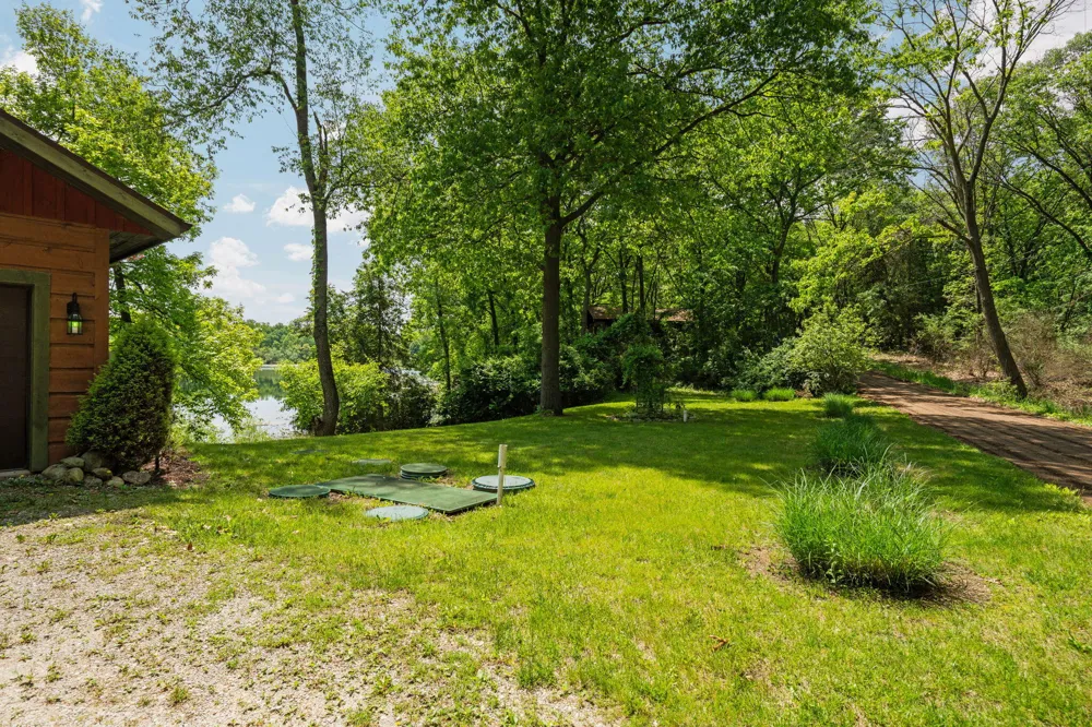 210 Spring Lake Drive Chelsea, MI 48118