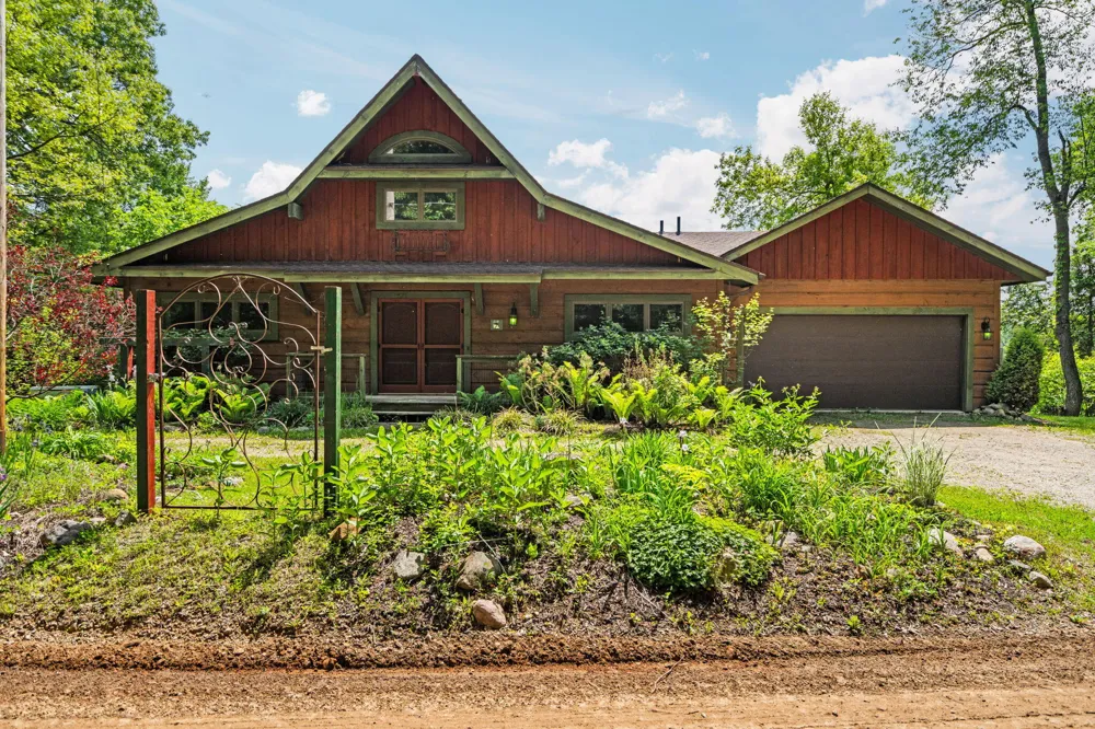 210 Spring Lake Drive Chelsea, MI 48118