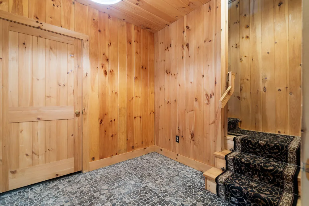 210 Spring Lake Drive Chelsea, MI 48118