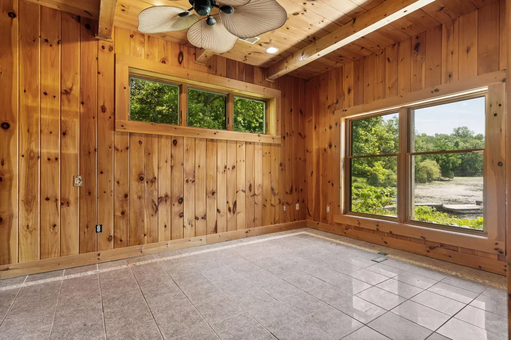 210 Spring Lake Drive Chelsea, MI 48118