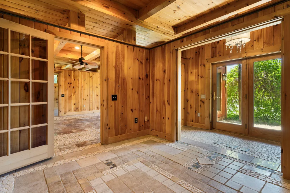 210 Spring Lake Drive Chelsea, MI 48118