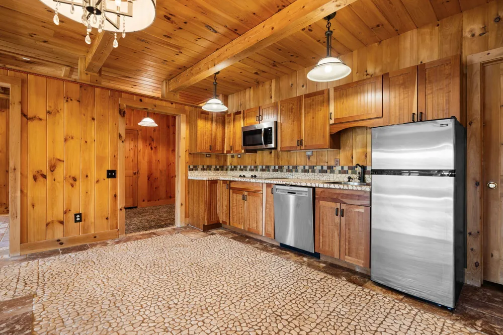 210 Spring Lake Drive Chelsea, MI 48118