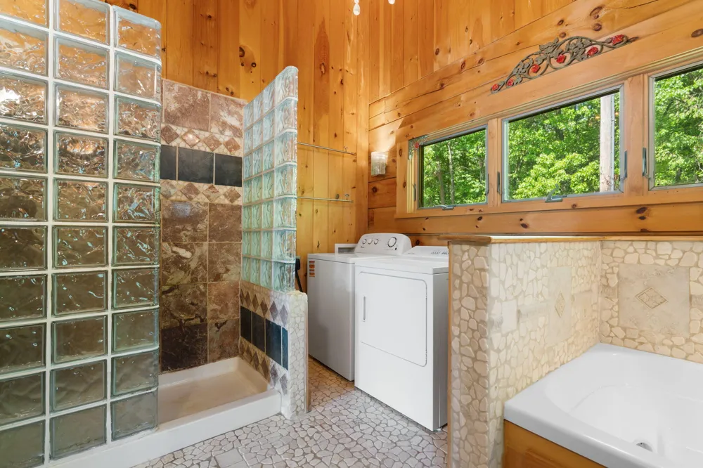 210 Spring Lake Drive Chelsea, MI 48118